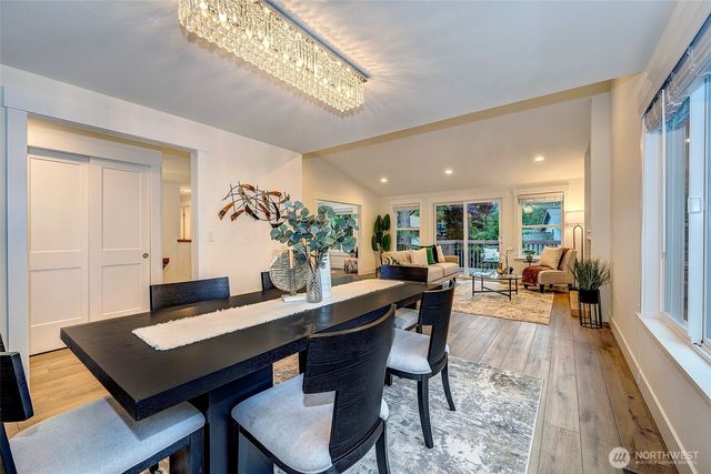 13702 173rd Place NE, Redmond, WA 98052