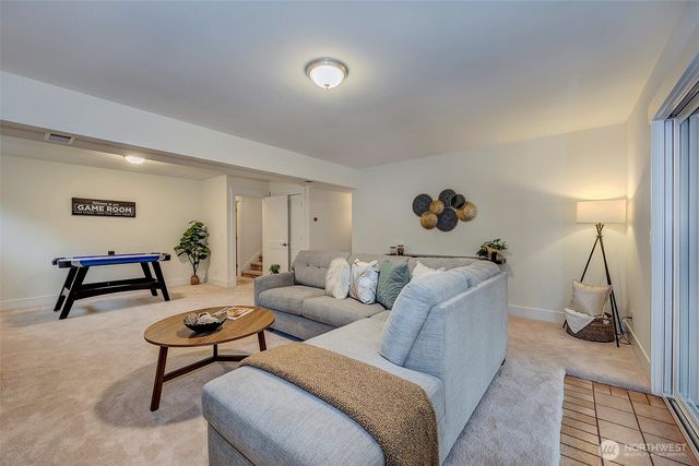 13702 173rd Place NE, Redmond, WA 98052