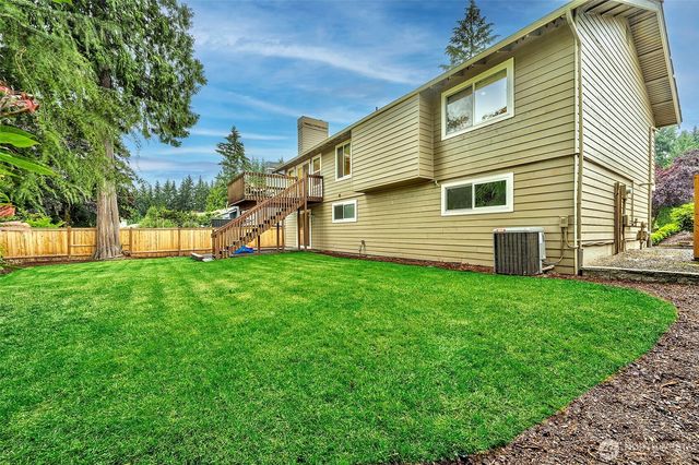 13702 173rd Place NE, Redmond, WA 98052
