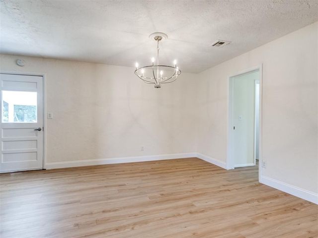 11026 E Draper Avenue, Choctaw, OK 73020