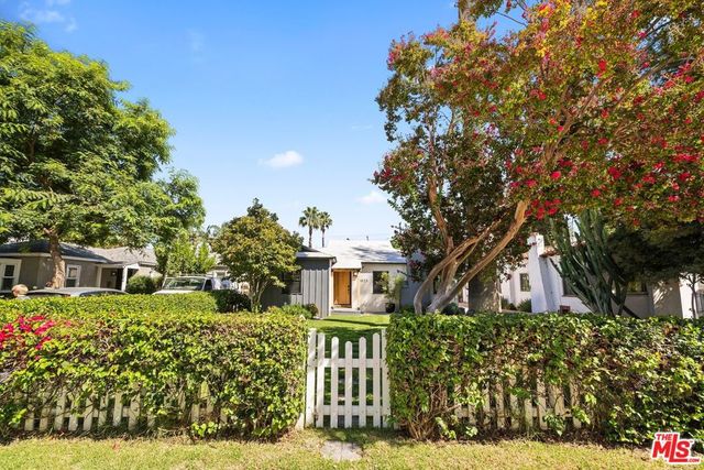 11023 Kling Street, Toluca Lake, CA 91602