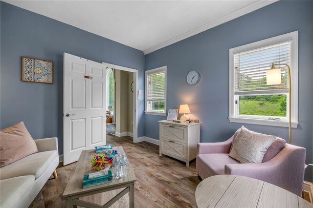 1841 Universal Rd, Penn Hills, PA 15235