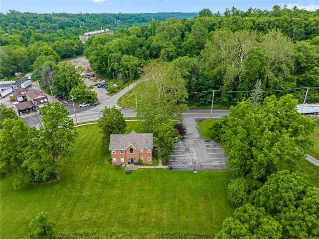 1841 Universal Rd, Penn Hills, PA 15235