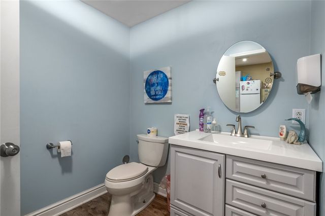 1841 Universal Rd, Penn Hills, PA 15235