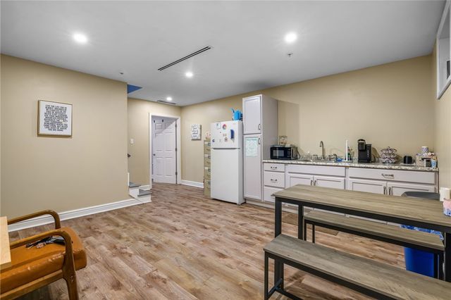 1841 Universal Rd, Penn Hills, PA 15235