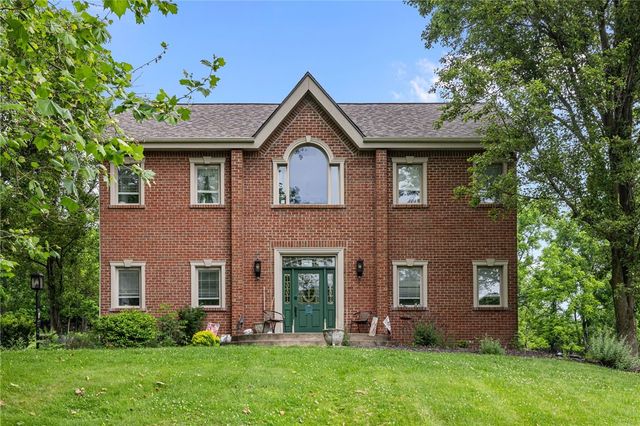 1841 Universal Rd, Penn Hills, PA 15235