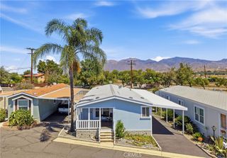 880 N Lake Street 49, Hemet, CA 92544