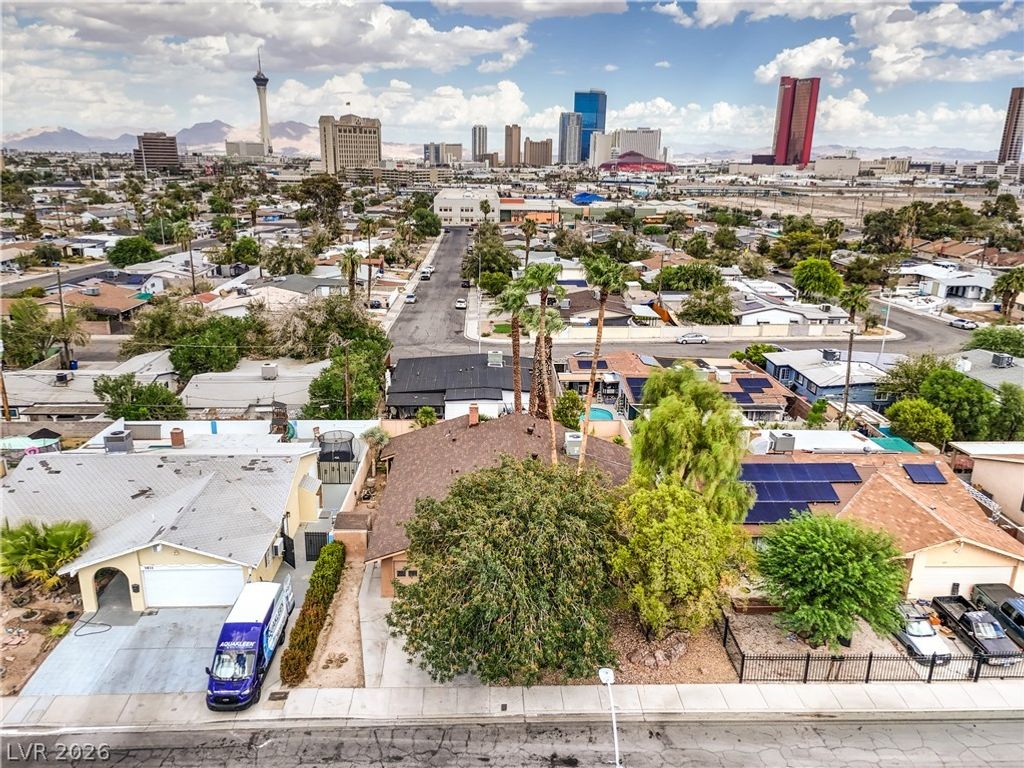 2617 YARDLEY Street, Las Vegas, NV 89102 — exterior