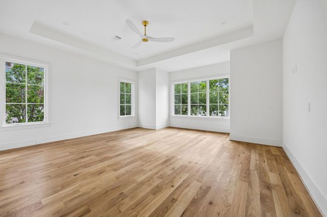 6634 Wakeforest Avenue, West University Place, TX 77005