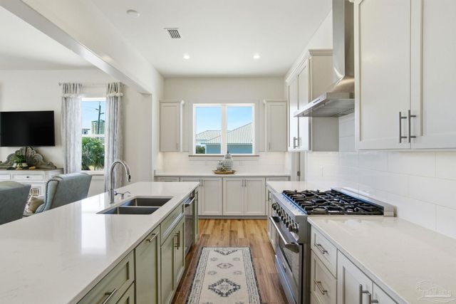 831 Sailfish Ct, Perdido Key, FL 32507