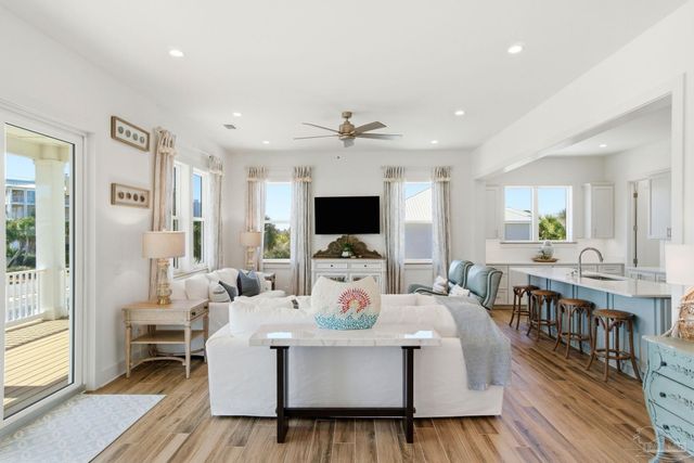 831 Sailfish Ct, Perdido Key, FL 32507