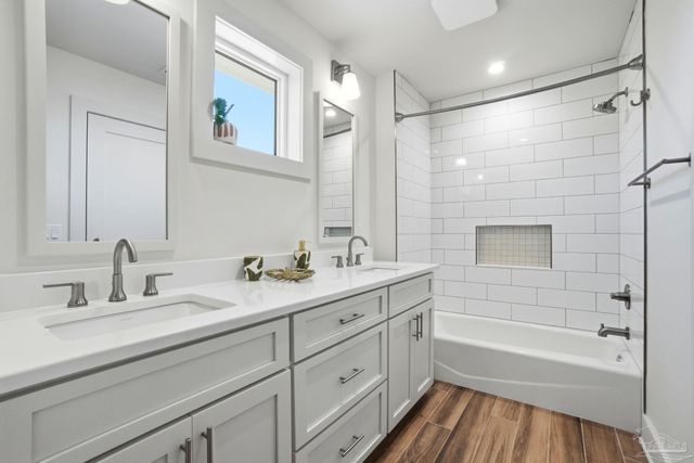 831 Sailfish Ct, Perdido Key, FL 32507