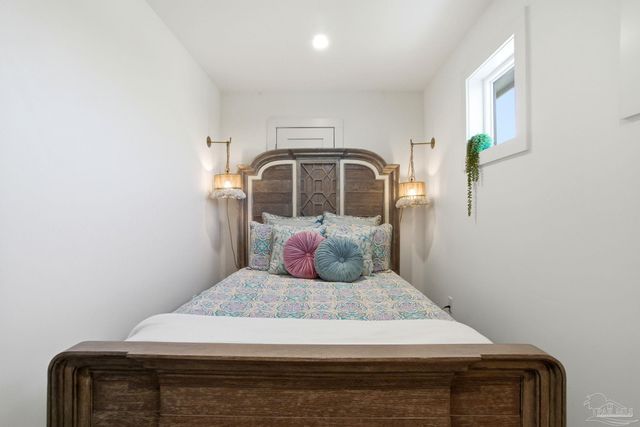 831 Sailfish Ct, Perdido Key, FL 32507