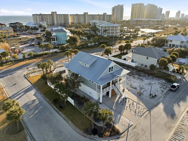 831 Sailfish Ct, Perdido Key, FL 32507