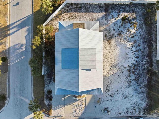 831 Sailfish Ct, Perdido Key, FL 32507