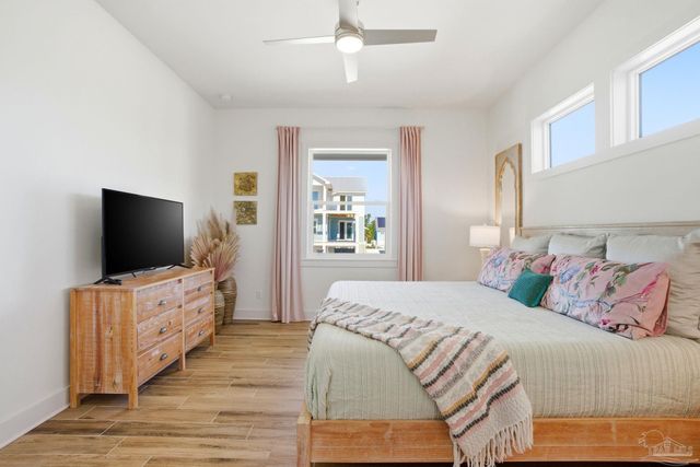 831 Sailfish Ct, Perdido Key, FL 32507