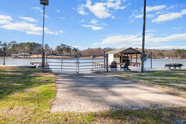 105 Bay View Lane, Centre, AL 35960