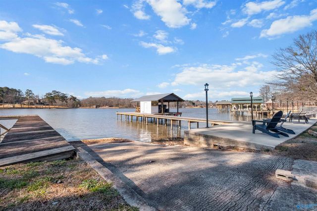 105 Bay View Lane, Centre, AL 35960