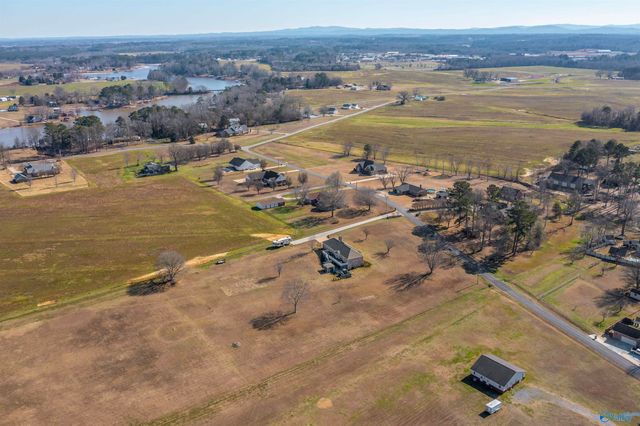 105 Bay View Lane, Centre, AL 35960