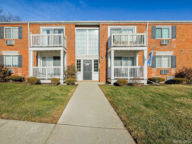 2440 Parmenter Boulevard, Royal Oak Charter Township, MI 48073