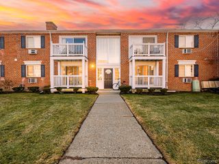 2440 Parmenter Boulevard, Royal Oak Charter Township, MI 48073