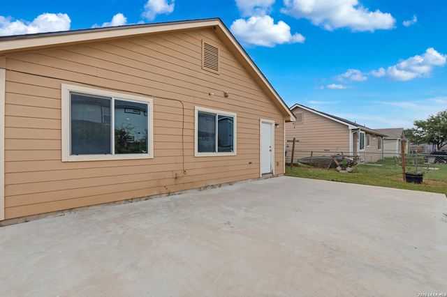 11414 GAYLORD DR, San Antonio, TX 78224