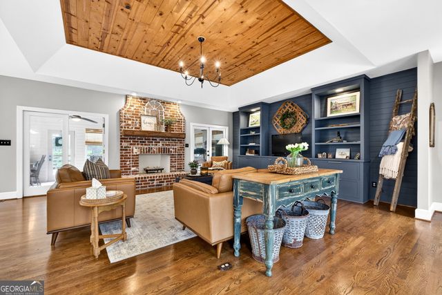 7581 Old Zebulon Road, Molena, GA 30258