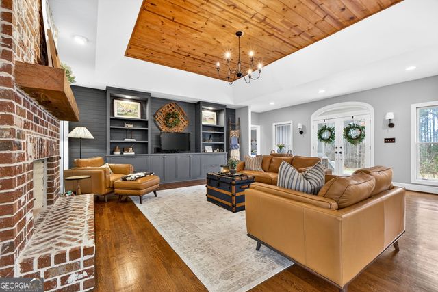 7581 Old Zebulon Road, Molena, GA 30258