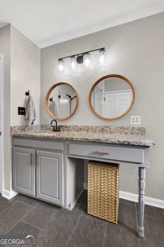 7581 Old Zebulon Road, Molena, GA 30258