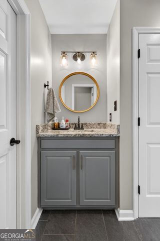 7581 Old Zebulon Road, Molena, GA 30258