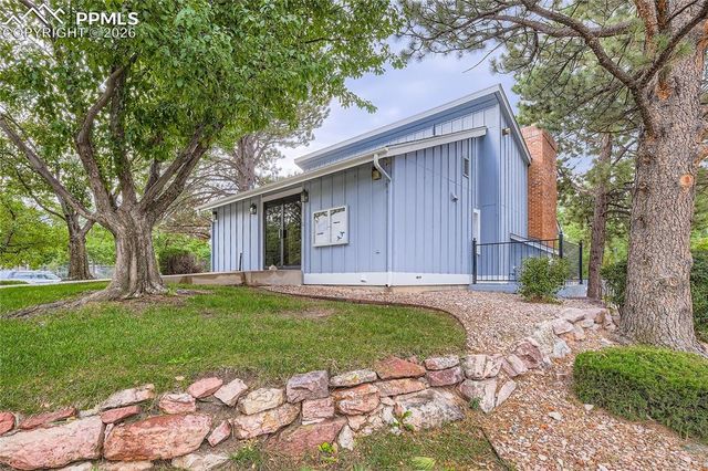 2546 Hatch Circle, Colorado Springs, CO 80918