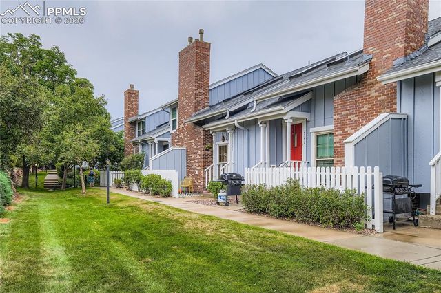 2546 Hatch Circle, Colorado Springs, CO 80918