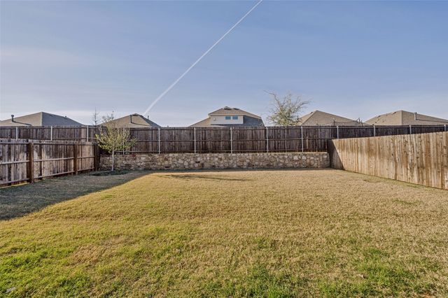 10920 Canyon Mine Drive, Aubrey, TX 76227