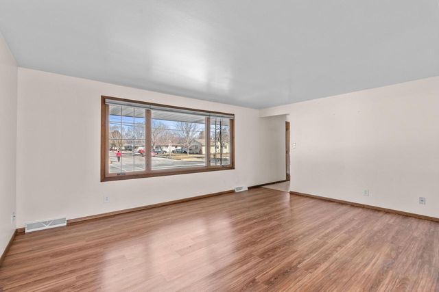 564 E Rhine STREET, Elkhart Lake, WI 53020