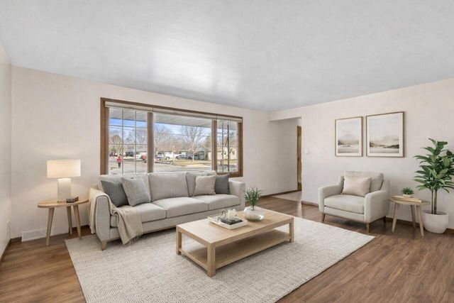 564 E Rhine STREET, Elkhart Lake, WI 53020