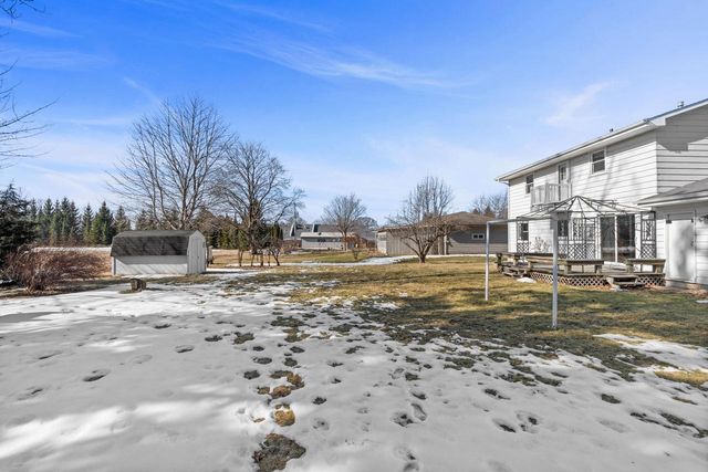 564 E Rhine STREET, Elkhart Lake, WI 53020