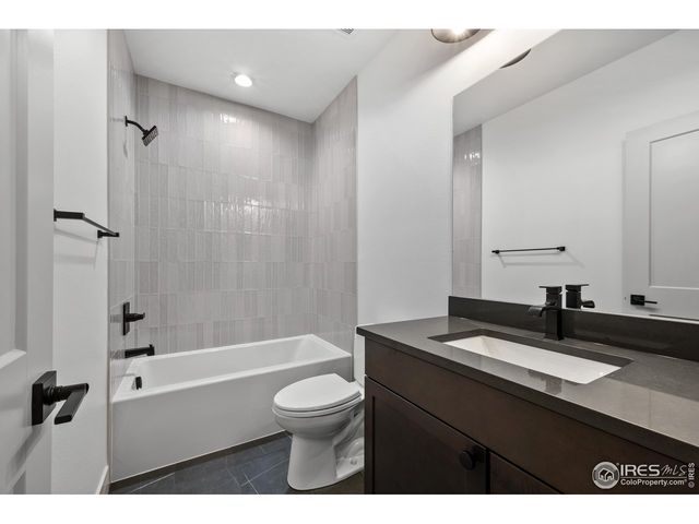 1385 S Gardenia Dr, Milliken, CO 80543