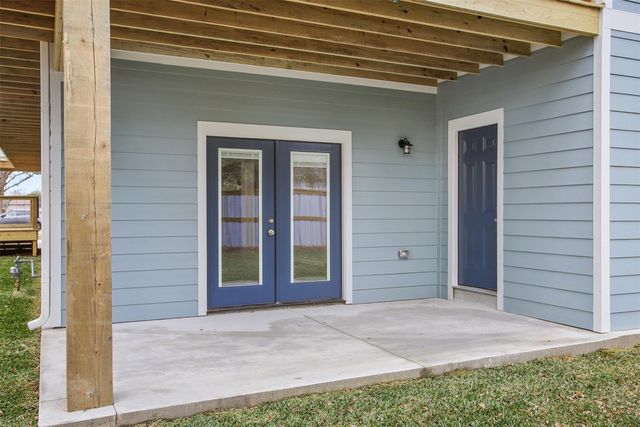3617 Pecan Drive, Bacliff, TX 77518