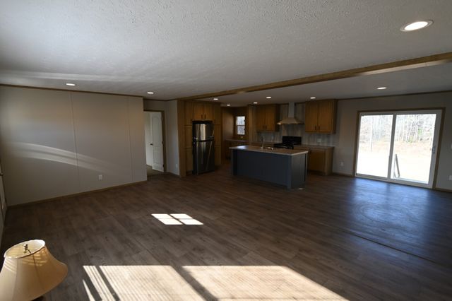 3955 Hwy 200, Huron, TN 38345