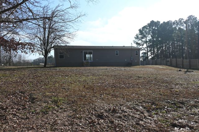 3955 Hwy 200, Huron, TN 38345