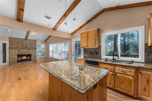 23988 Scenic, Crestline, CA 92325
