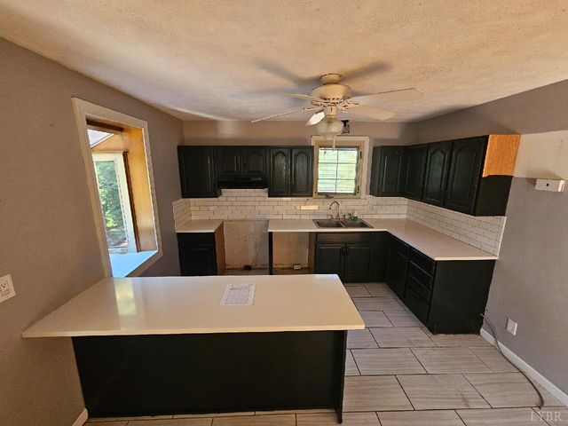 1215 Heath Avenue, Lynchburg, VA 24502