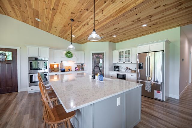4290 Gardnersville Road, Crittenden, KY 41030