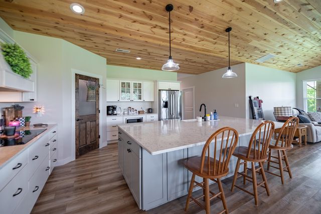 4290 Gardnersville Road, Crittenden, KY 41030
