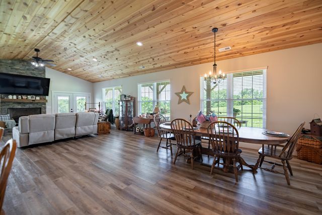 4290 Gardnersville Road, Crittenden, KY 41030