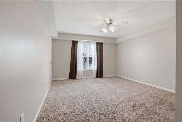 910 Gerike Way, Bloomington, IL 61704