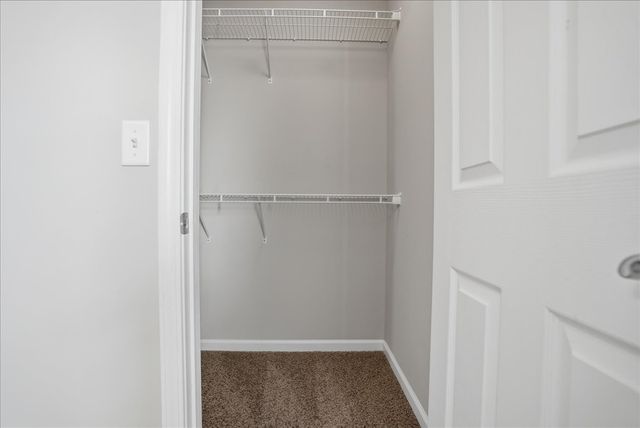 910 Gerike Way, Bloomington, IL 61704