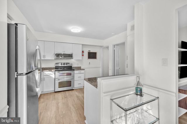 2320 EMERALD HEIGHTS CT, Reston, VA 20191