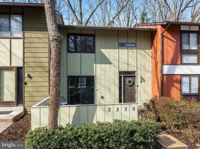 2320 EMERALD HEIGHTS CT, Reston, VA 20191