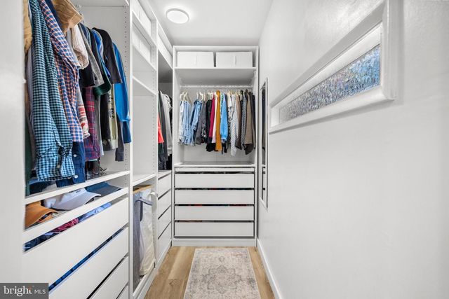 2320 EMERALD HEIGHTS CT, Reston, VA 20191